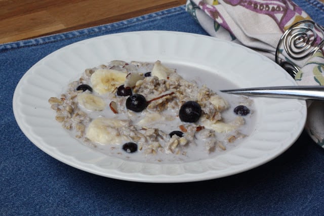 Simplify Mornings: Delicious Crockpot Banana Blueberry Recipes